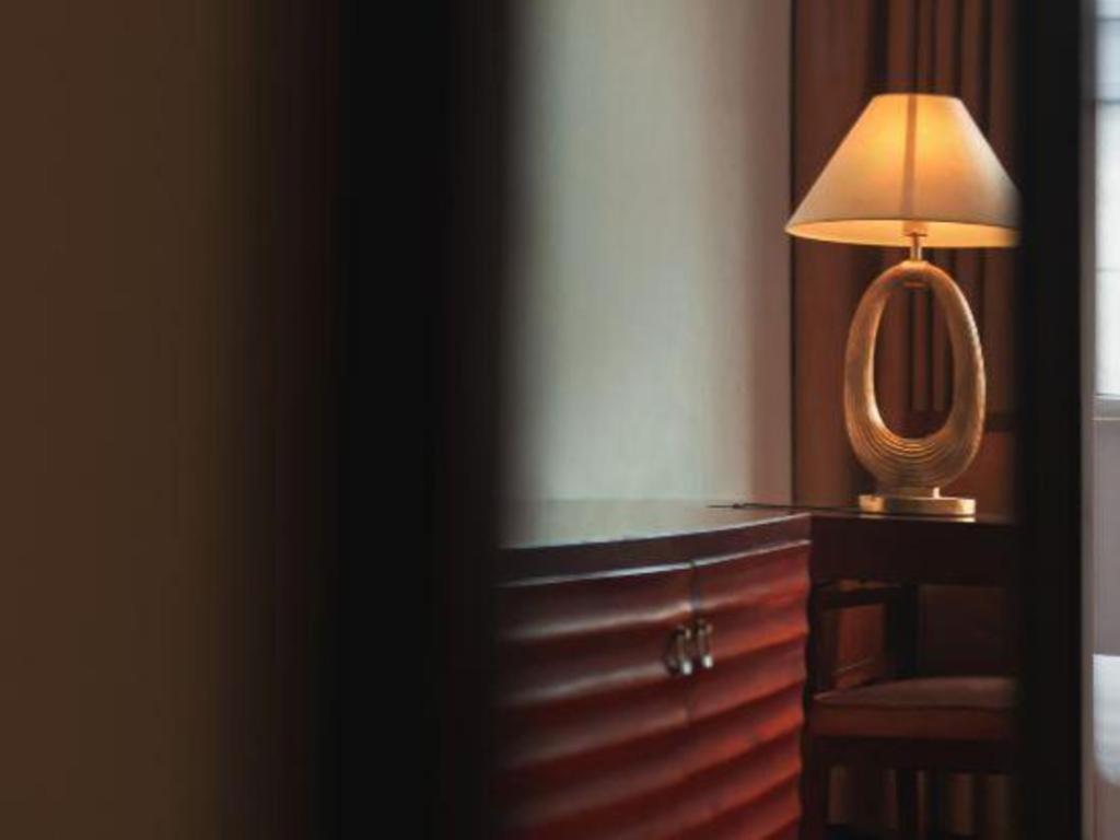 หงชู่ฉาน โฮเต็ล เมาท์ อี้เหมย Hotel เล่อซาน ภายนอก รูปภาพ