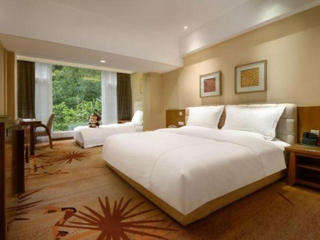 หงชู่ฉาน โฮเต็ล เมาท์ อี้เหมย Hotel เล่อซาน ภายนอก รูปภาพ